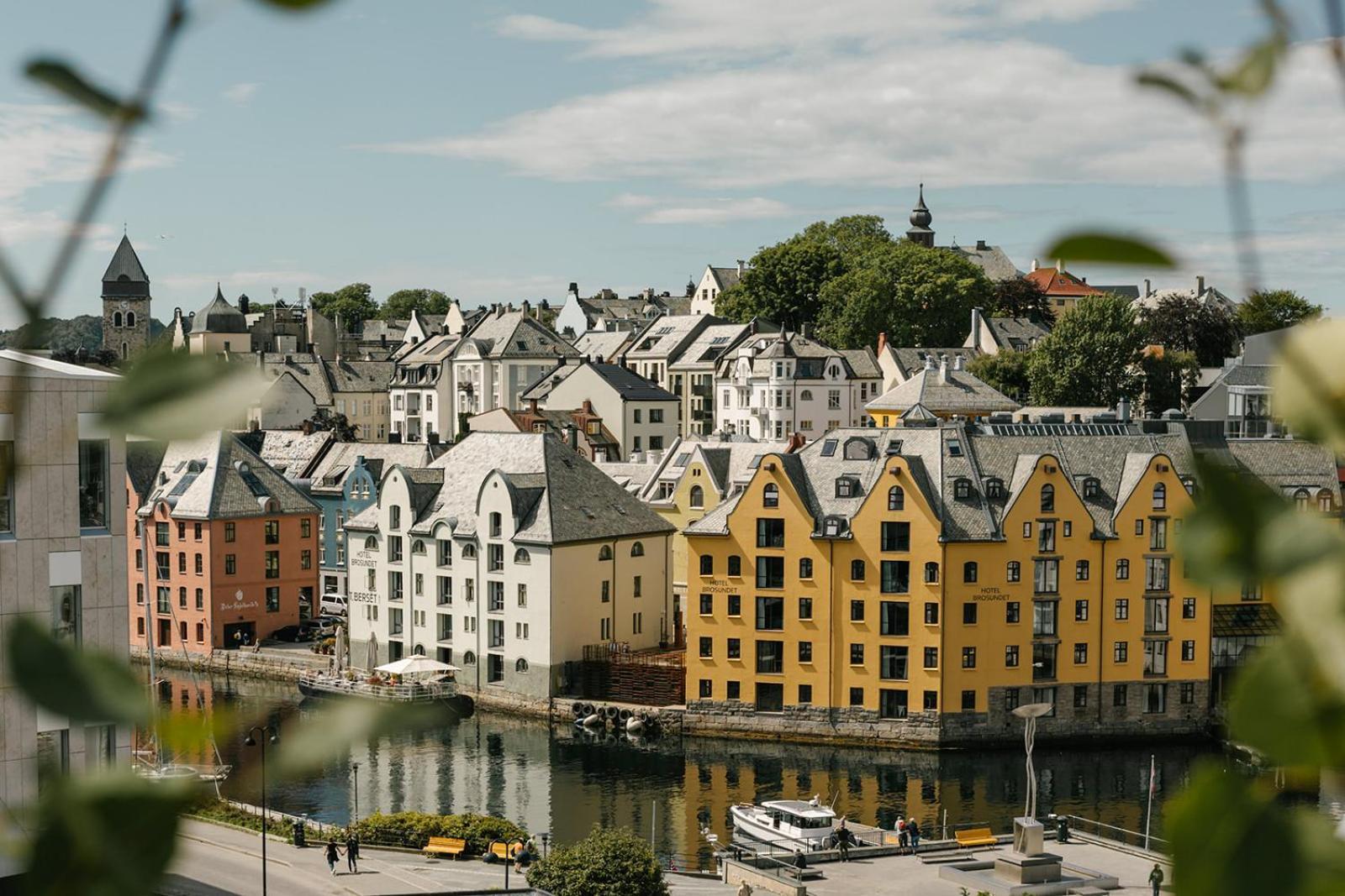 Hotel Brosundet Ålesund Kültér fotó
